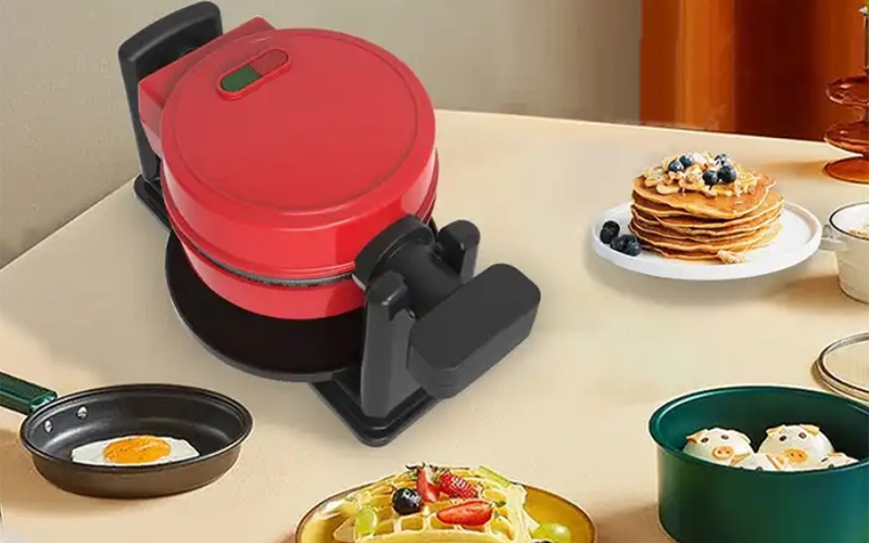 Wholesale Red Mini Waffle Maker with Adjustable Temperature Control