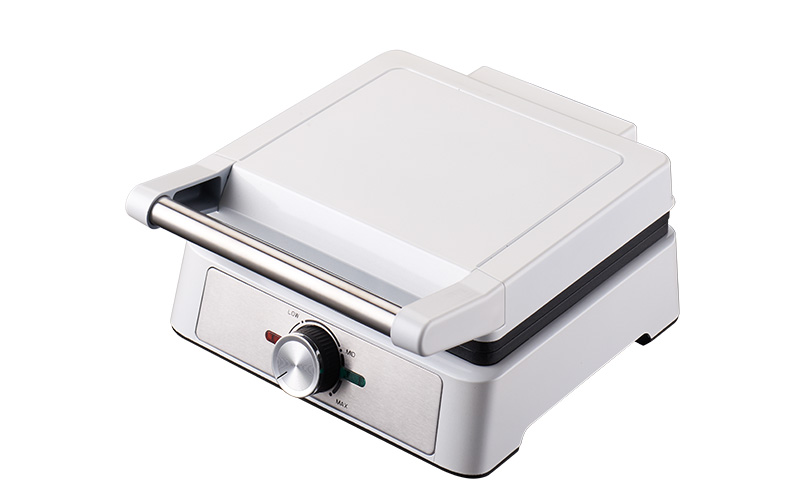 Manufacturer 1600W Square Belgian Mini Waffle Maker with Temperature Control